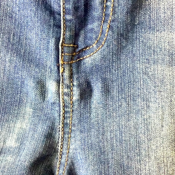 TORRID Three-Button Flared Jeans - Light Wash 2OR Blue Denim Retro, Stretchy - Picture 10 of 10